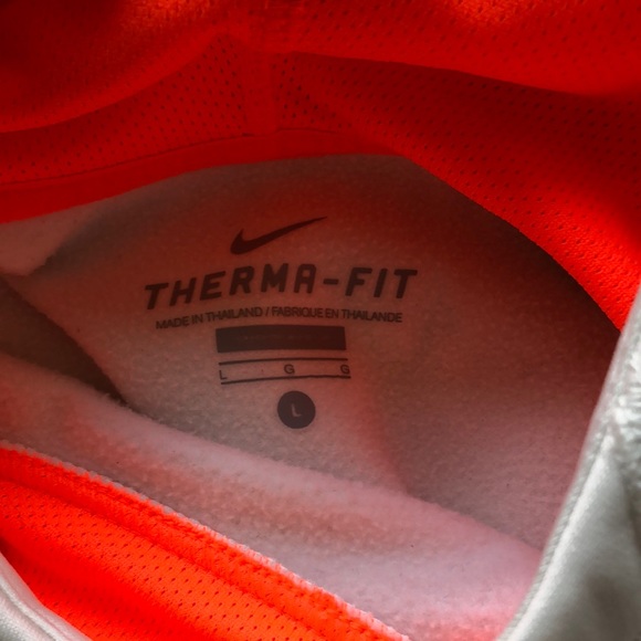 Nike Hoodie - Picture 2 of 6